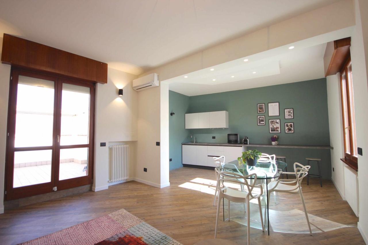 Case Vr Holiday Vittorias Flat เวโรนา ภายนอก รูปภาพ